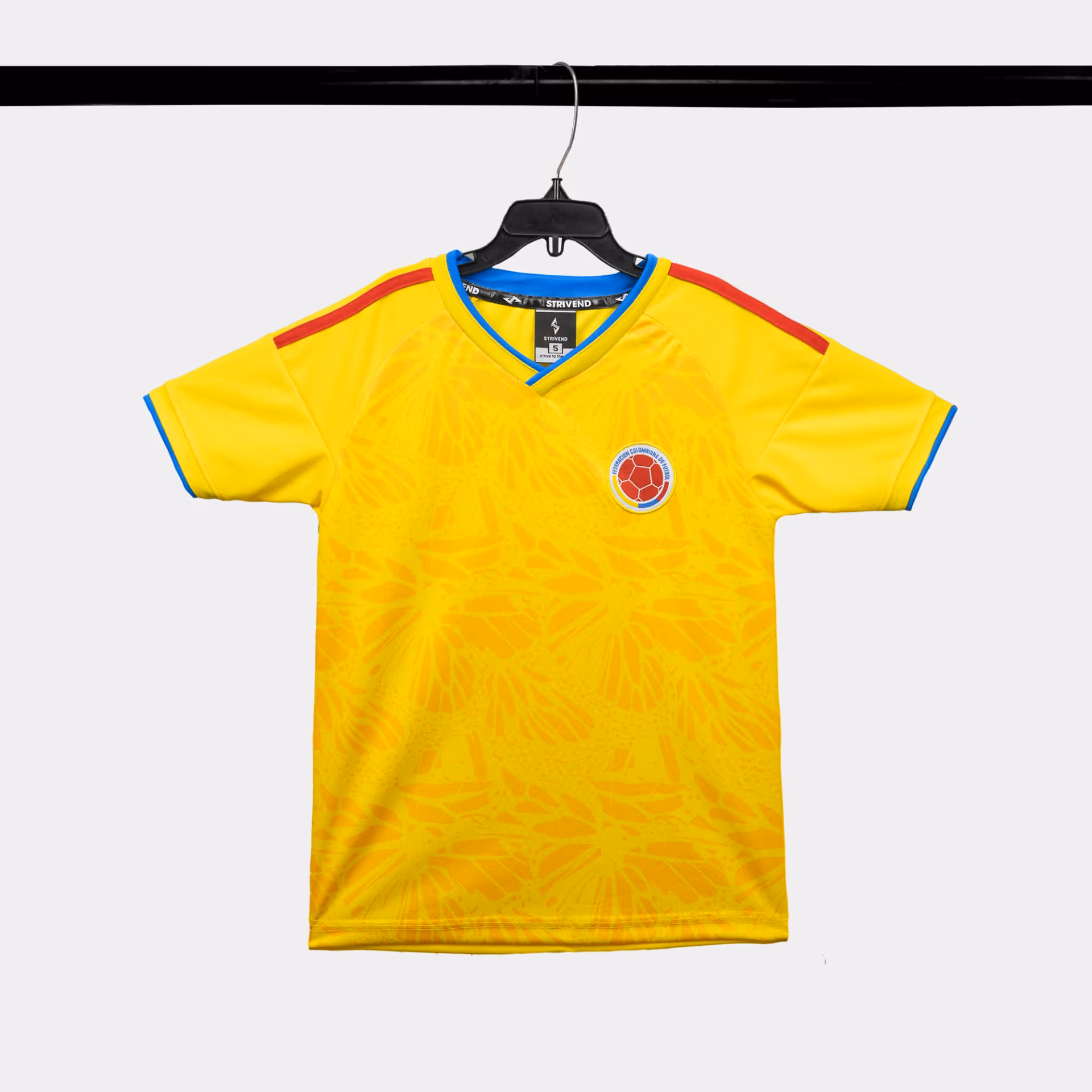 Strivend - Bộ Quần Áo Bóng Đá Trẻ Em Strivend Colombia Vàng WC26