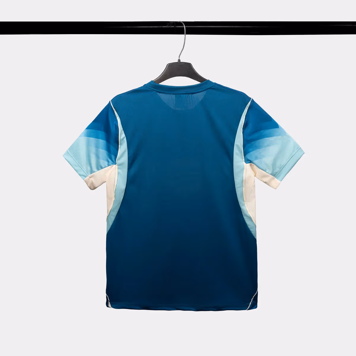 Strivend - Bộ Quần Áo Bóng Đá Strivend Lông Công Design SS26