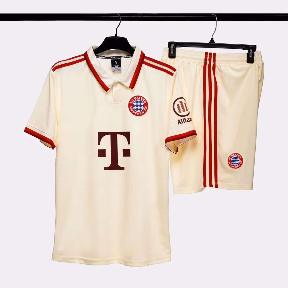 Bộ Quần Áo Bóng Đá Strivend Bayern Munich Kem 24/25