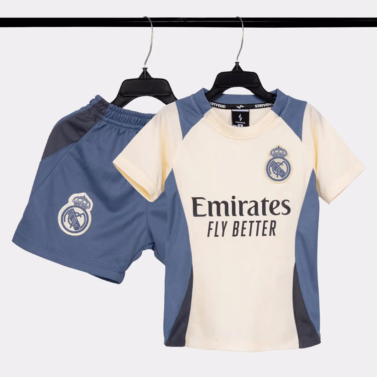 Bộ Quần Áo Bóng Đá Strivend Trẻ Em Real Madrid Training C1 Kem SS25