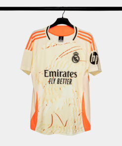 BO-QUAN-AO-BONG-DA-STRIVEND-REAL-MADRID-KEM-2025