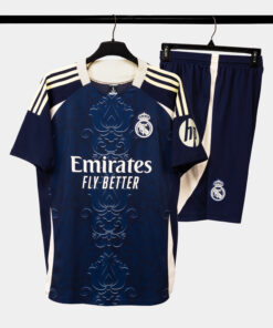 BO-QUAN-AO-BONG-DA-STRIVEND-REAL-MADRID-XANH-2025