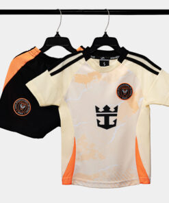 STRIVEND-TRE-EM-MIAMI-KEM-DESIGN-SS25