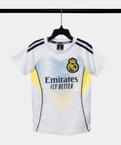 STRIVEND-TRE-EM-REAL-MADRID-TRANG-DESIGN-SS26