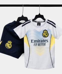 STRIVEND-TRE-EM-REAL-MADRID-TRANG-DESIGN-SS26