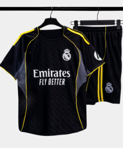 Bộ Quần Áo Bóng Đá Strivend Real Đen Design SS26