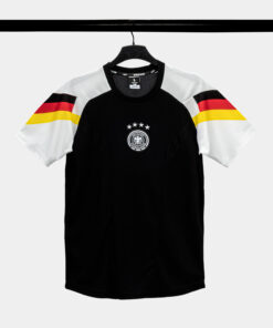 BO-QUAN-AO-BONG-DA-STRIVEND-DUC-DEN-RETRO-TRAINING-SS26