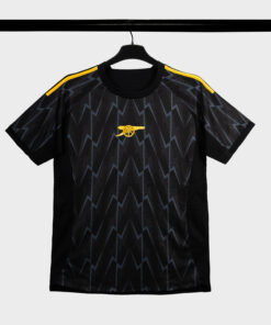 BO-QUAN-AO-BONG-DA-STRIVEND-ARSENAL-DEN-XAM-DESIGN-SS26