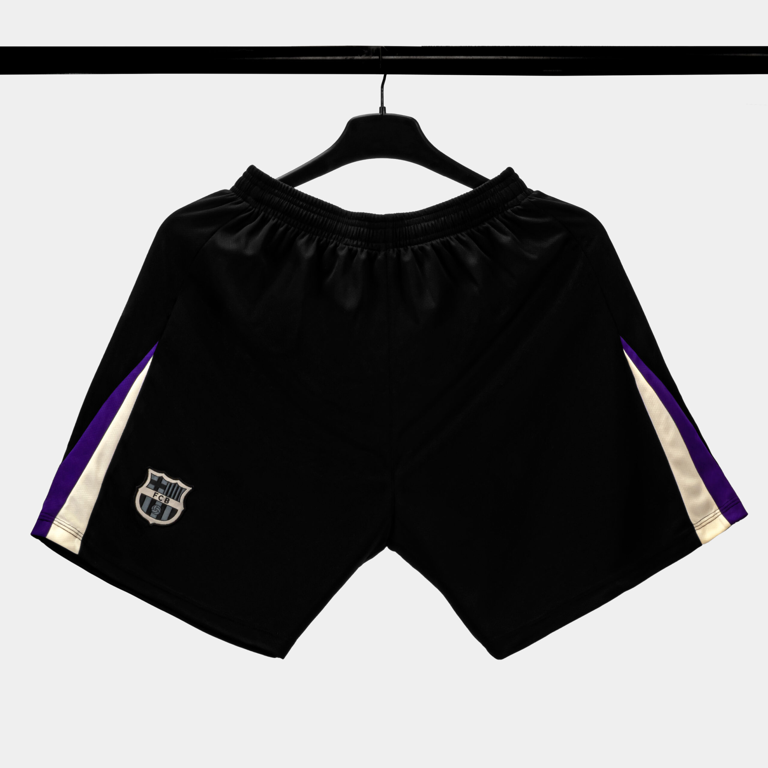 BO-QUAN-AO-BONG-DA-STRIVEND-BARCELONA-KEM-AWAY-SS26 BO-QUAN-AO-BONG-DA-STRIVEND-BARCELONA-KEM-AWAY-SS26