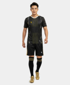 BO-QUAN-AO-BONG-DA-STRIVEND-V9-DEN