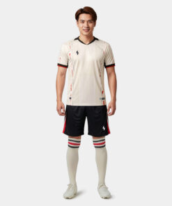 BO-QUAN-AO-BONG-DA-STRIVEND-V9-KEM