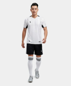 BO-QUAN-AO-BONG-DA-STRIVEND-V9-TRANG