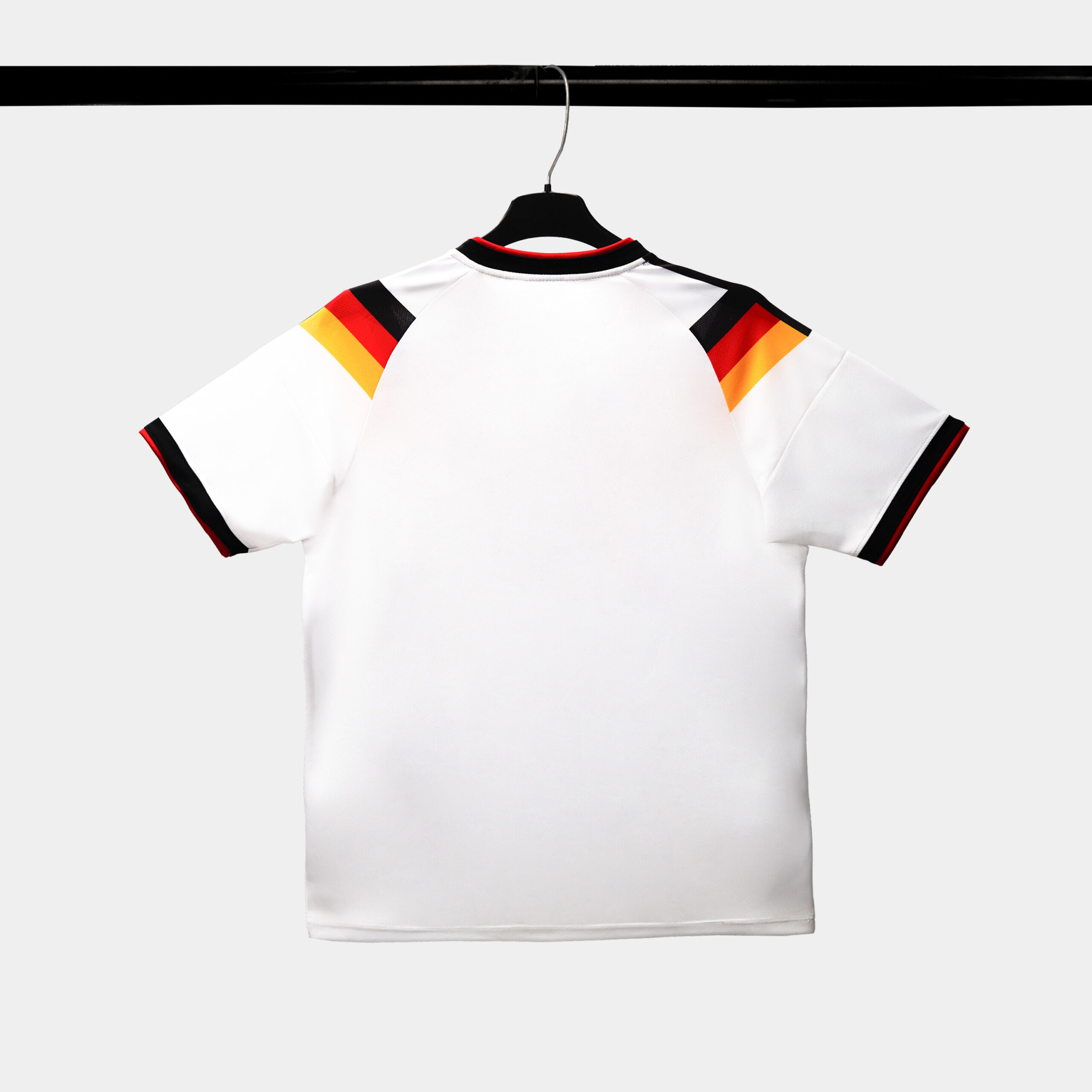 BO-QUAN-AO-BONG-DA-STRIVEND-DUC-TRANG-WC2026 BO-QUAN-AO-BONG-DA-STRIVEND-DUC-TRANG-WC2026